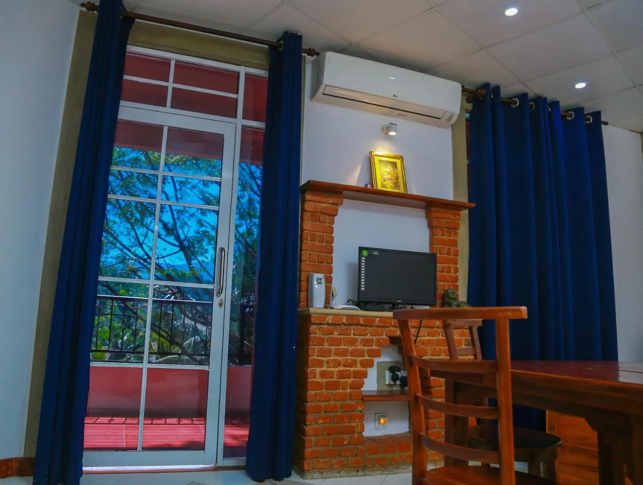 Elegance Range Resort Канди Отель