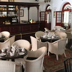 3* Отель Royal Bar &