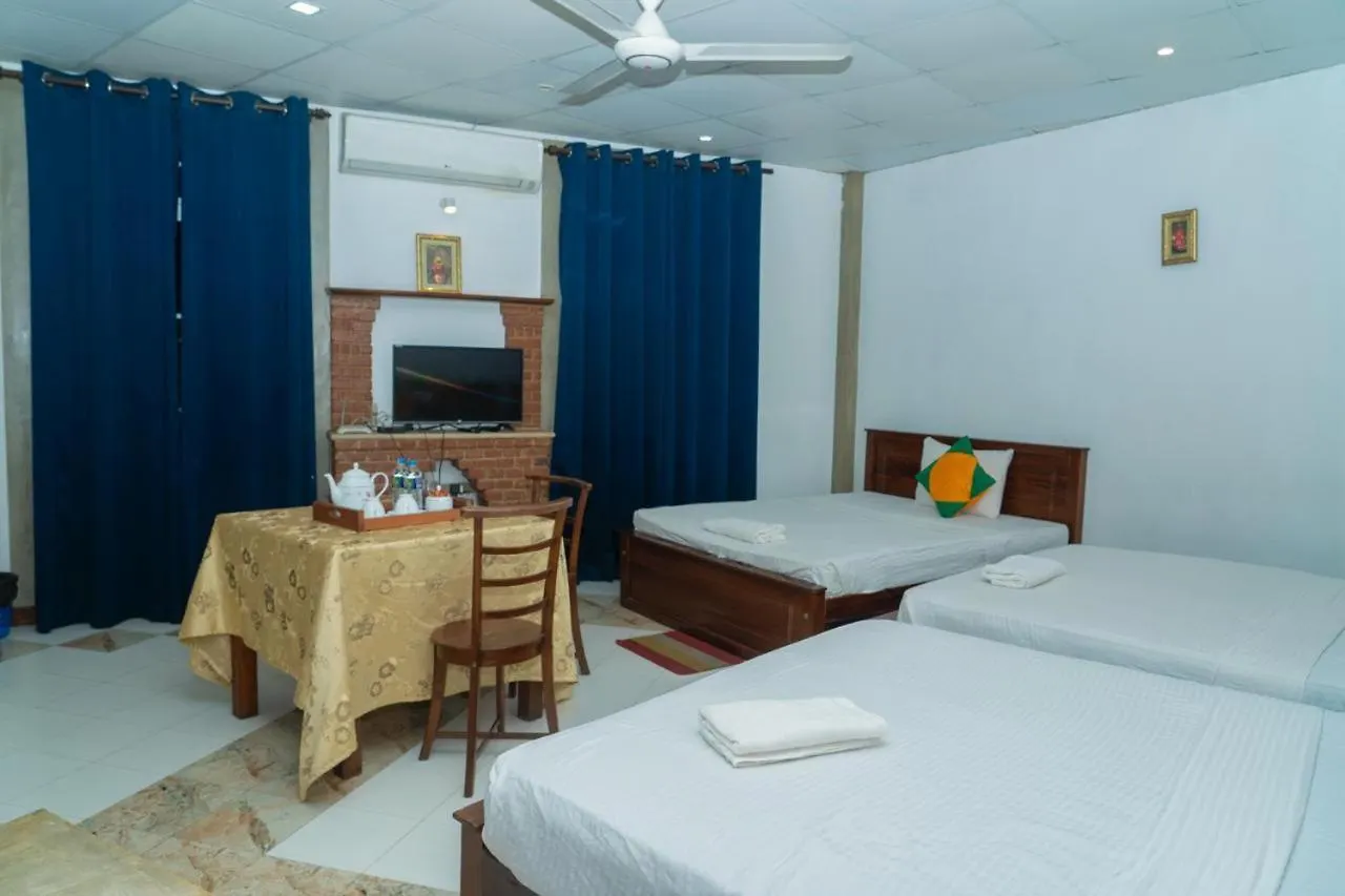Hotel Elegance Range Resort Kandy